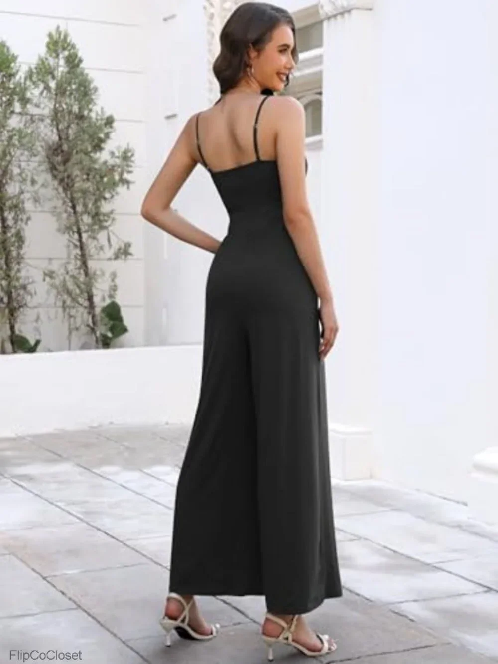 Wide Leg Jumpsuit with Pockets V-Neck Sleeveless Summer One Piece